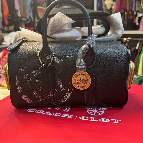 Coach x Clot compass 25 Hong Kong exclusive - Picture 2 of 3
